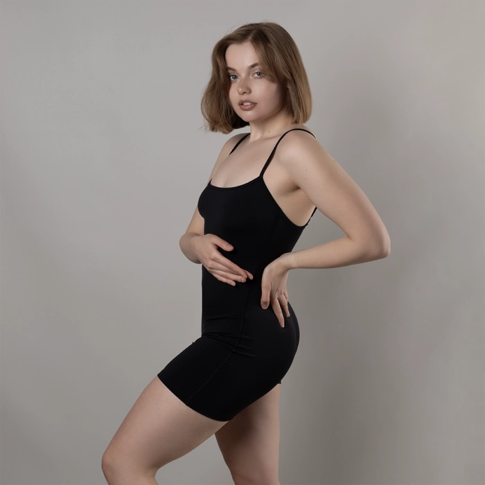 Комбинезон GIG спортивный на тонких бретелях. Чёрный