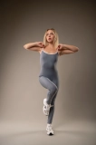 Спортивный комбинезон GIG Shape на тонких бретелях. Графит