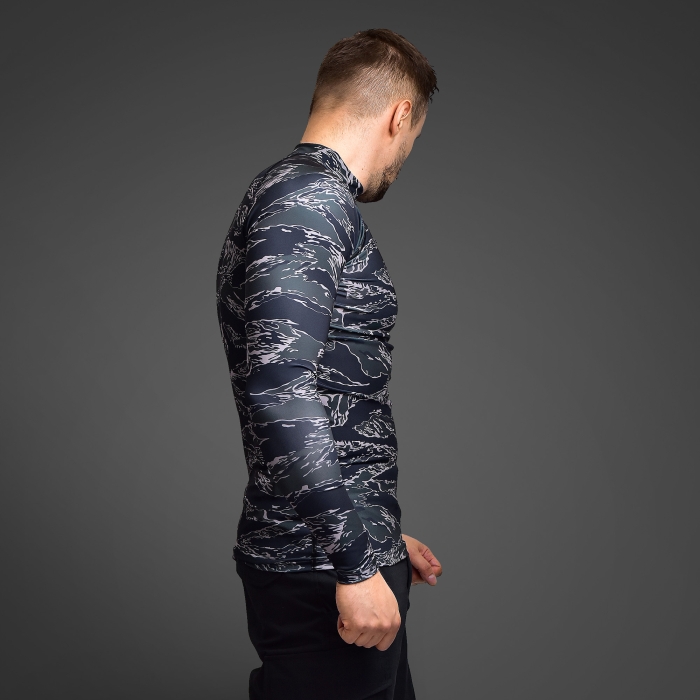Чоловічий Рашгард GIG Military. Black Tiger Stripes Camo